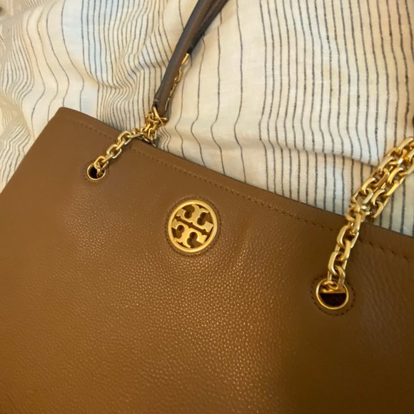 TORY BURCH Carson Leather Tote - Picture 2 of 14
